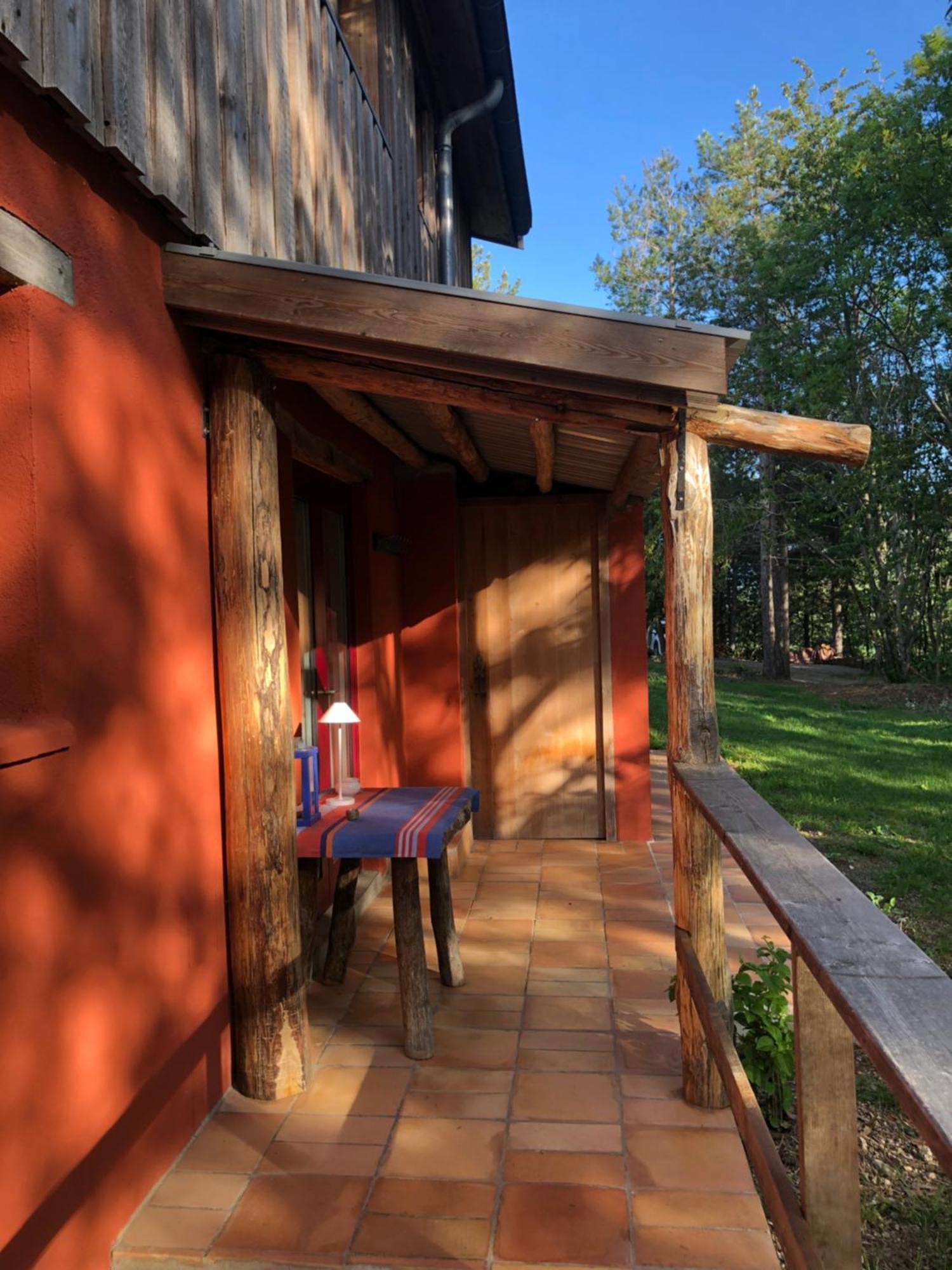 Reve D'Etoiles Bed & Breakfast Saint-Laurent-de-Cerdans Bagian luar foto